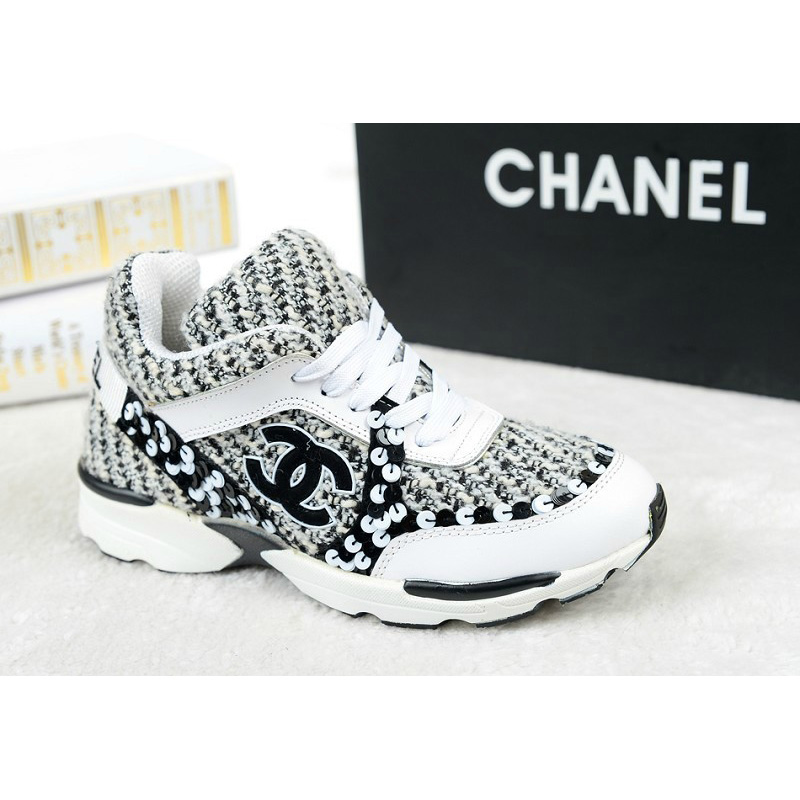 14 Chanel women shoes