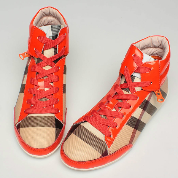 2013 Burberry women shoes