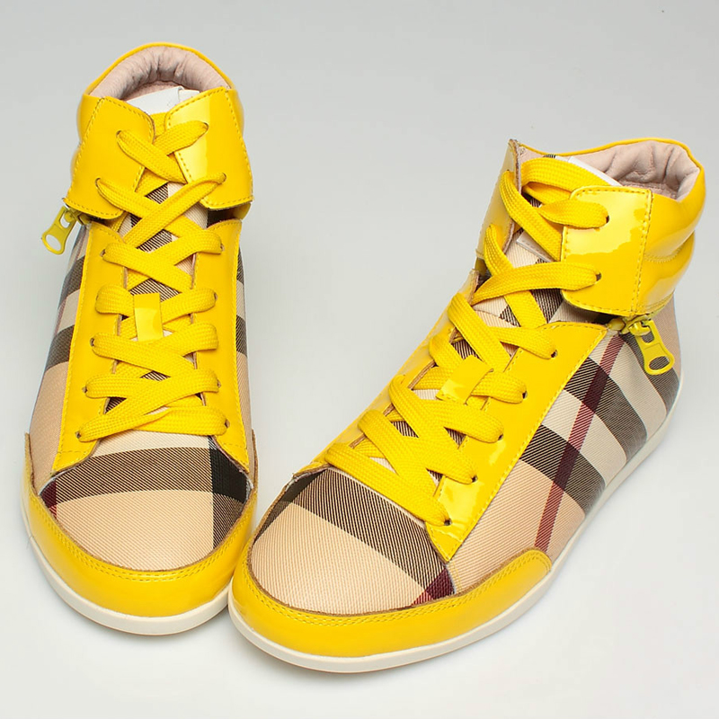 2013 Burberry women shoes