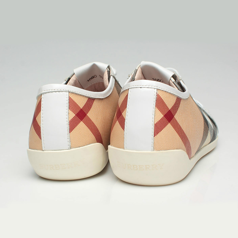 2013 Burberry women shoes