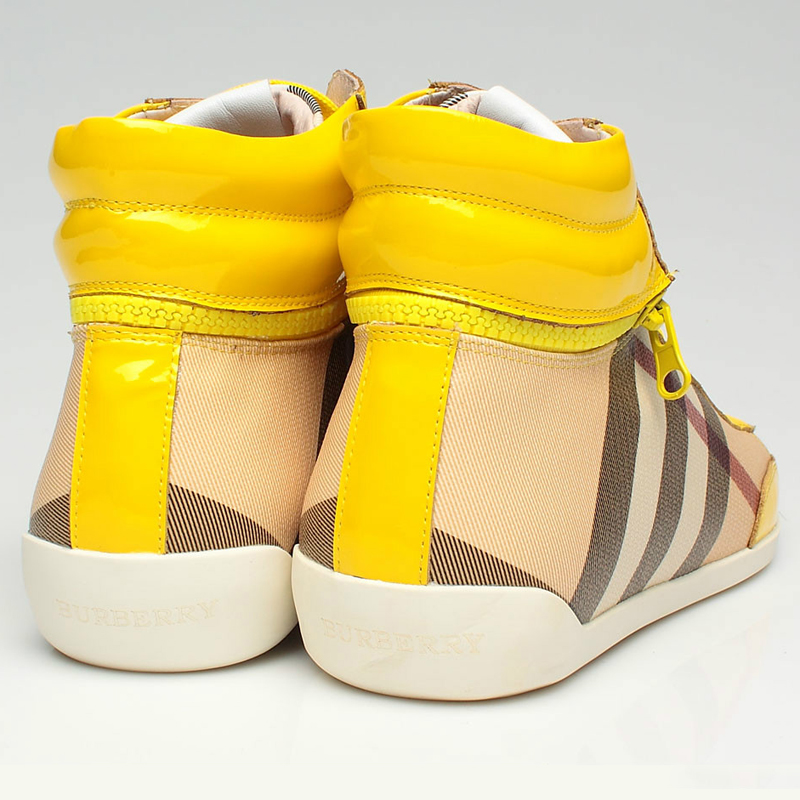 2013 Burberry women shoes