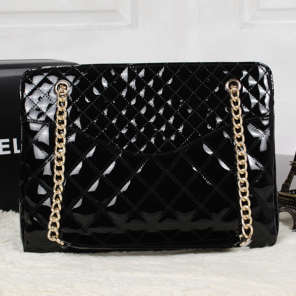 2013 Chanel Patent Leather Shoulder Bag A2236 Black