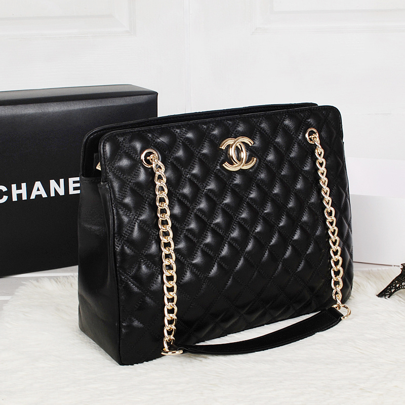 2013 Chanel Sheepskin Leather Shoulder Bag A2235 Black