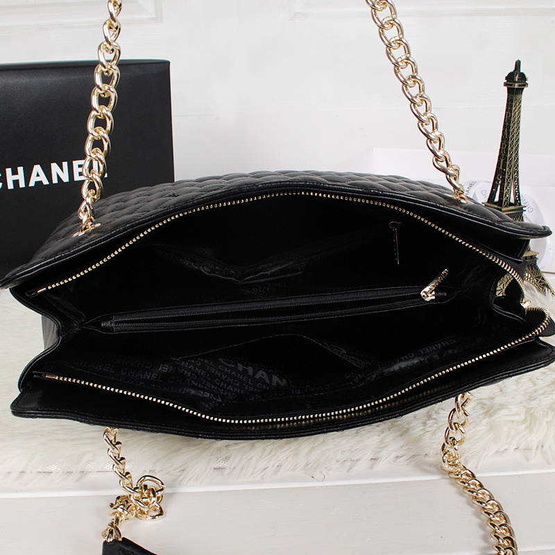 2013 Chanel Sheepskin Leather Shoulder Bag A2235 Black