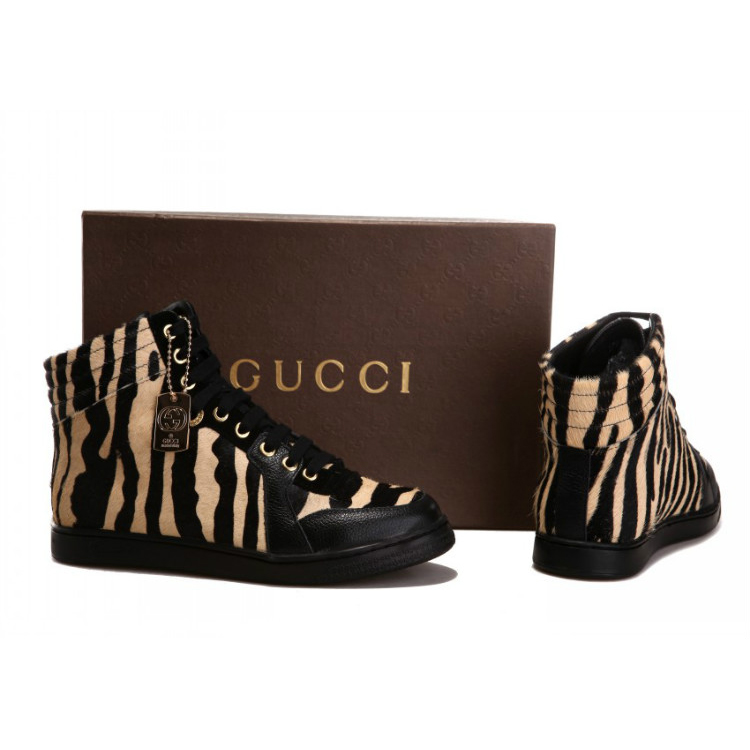 2013 Gucci women shoes 270399