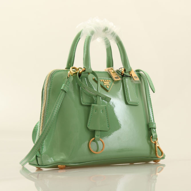 2013 PRADA Patent Leather tote bag 0838 in Apple green