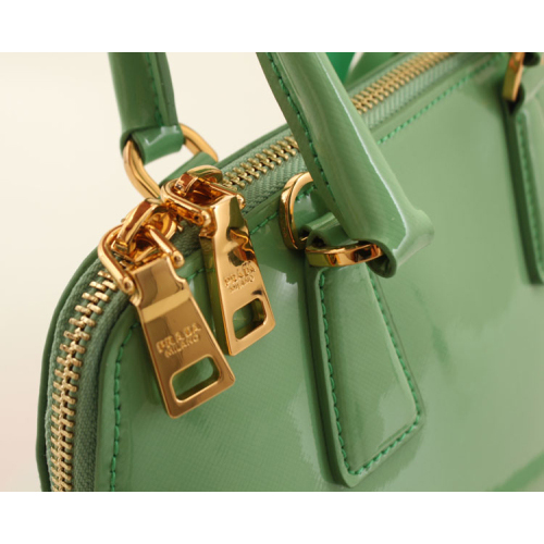 2013 PRADA Patent Leather tote bag 0838 in Apple green