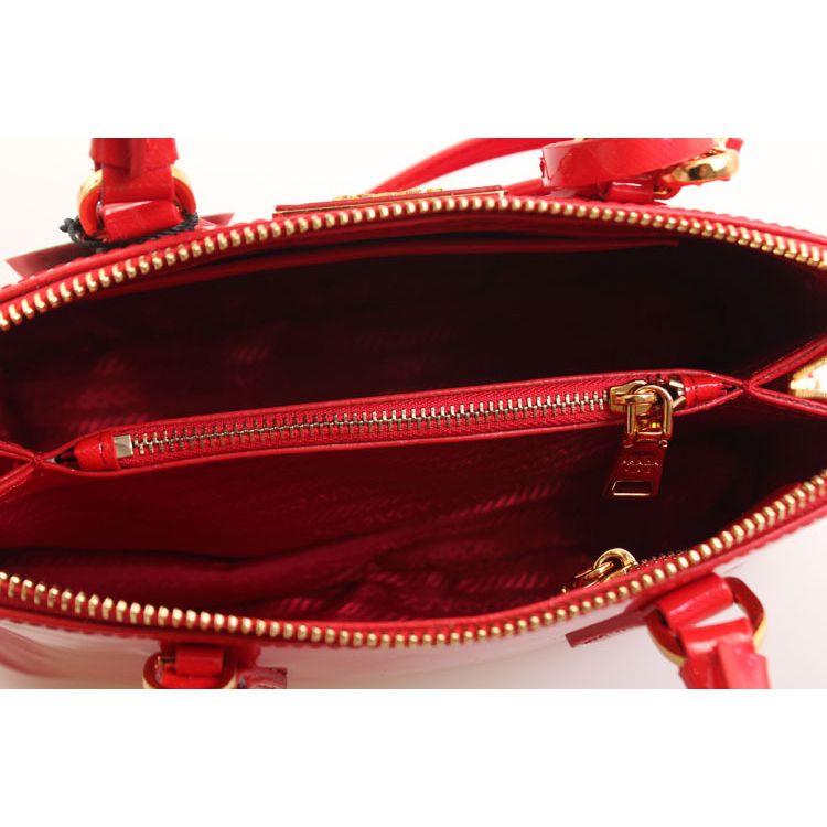 2013 PRADA Patent Leather tote bag 0838 in Red