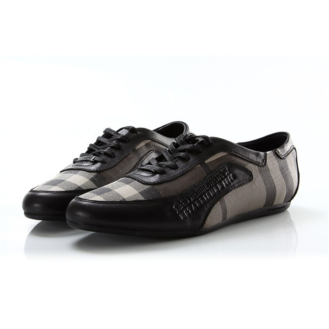 2013 latest Burberry men shoes