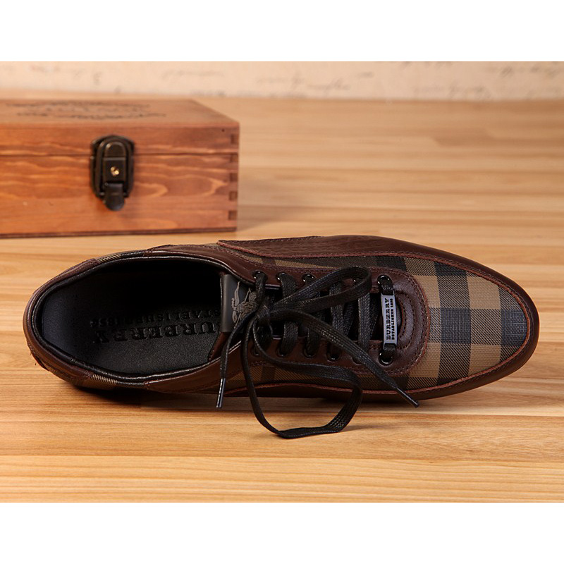 2013 latest Burberry men shoes