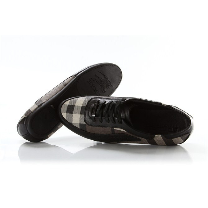 2013 latest Burberry men shoes