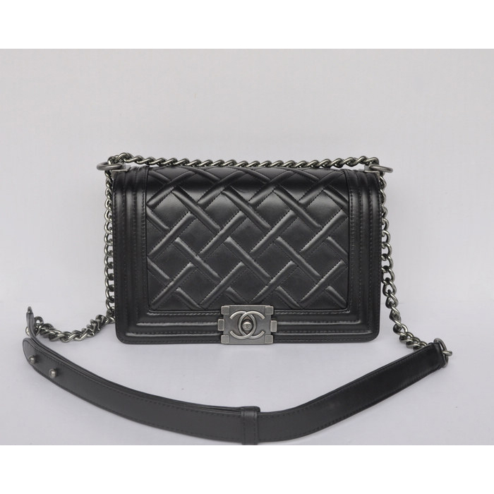 2014 Boy Chanel Flap Shoulder Bag A68086 Calfskin Black