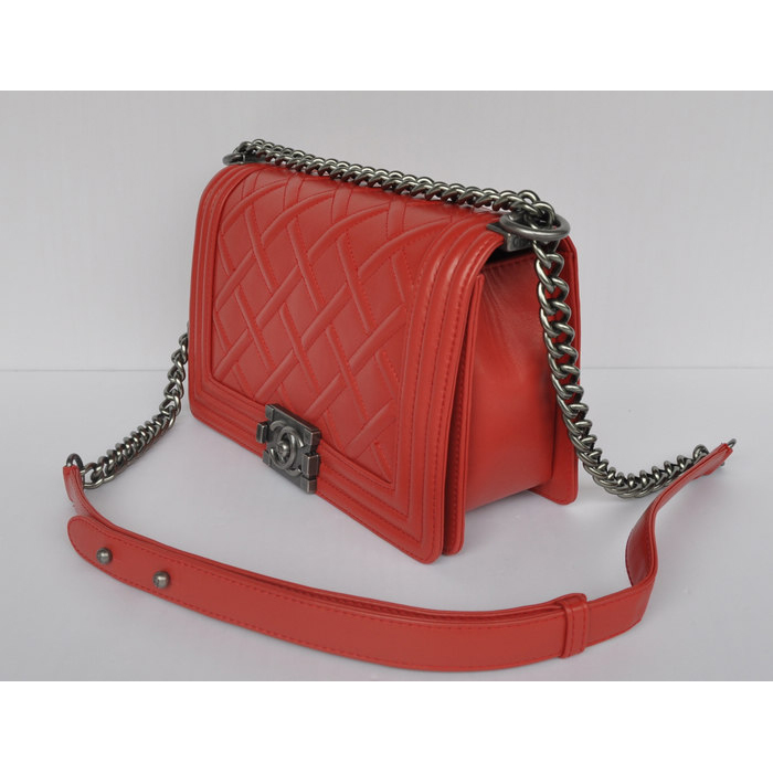 2014 Boy Chanel Flap Shoulder Bag A68086 Calfskin Red