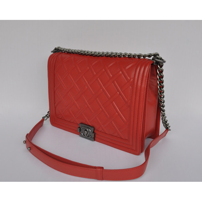 2014 Boy Chanel Flap Shoulder Bag A68087 Calfskin Red