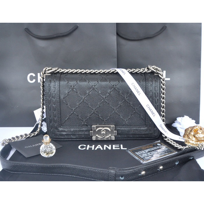 2014 Boy Chanel Flap Shoulder Bag Calfskin Leather A92350 Black