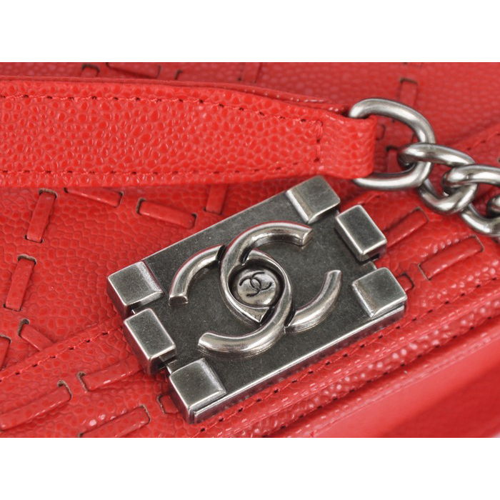 2014 Boy Chanel Flap Shoulder Bag Calfskin Leather A92350 Red