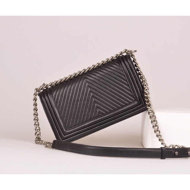 2014 Boy Chanel Flap Shoulder Bag Herringbone Stitching A92493 Black