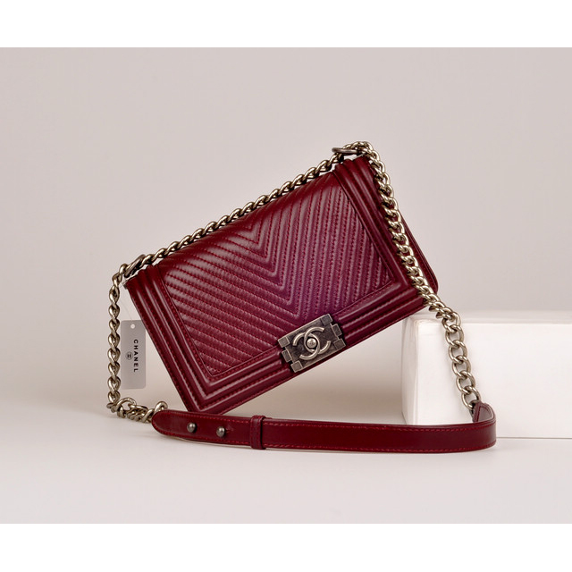 2014 Boy Chanel Flap Shoulder Bag Herringbone Stitching A92493 Maroon