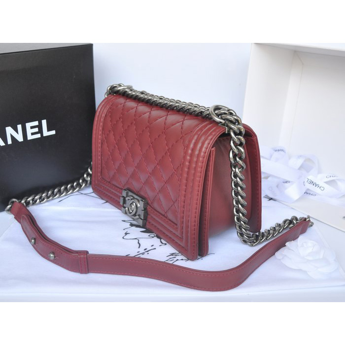 2014 Boy Chanel Flap Shoulder Bag Original Calf Leather A67086 Claret