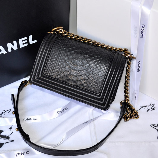 2014 Boy Chanel Flap Shoulder Bag Real Python Leather A67063 Black