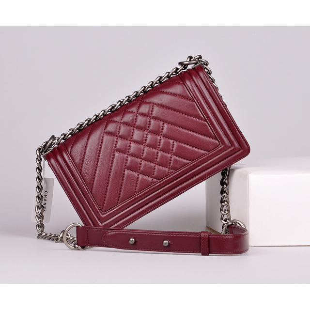 2014 Boy Chanel Flap Shoulder Bag in Sheepskin Leather A90191 Claret