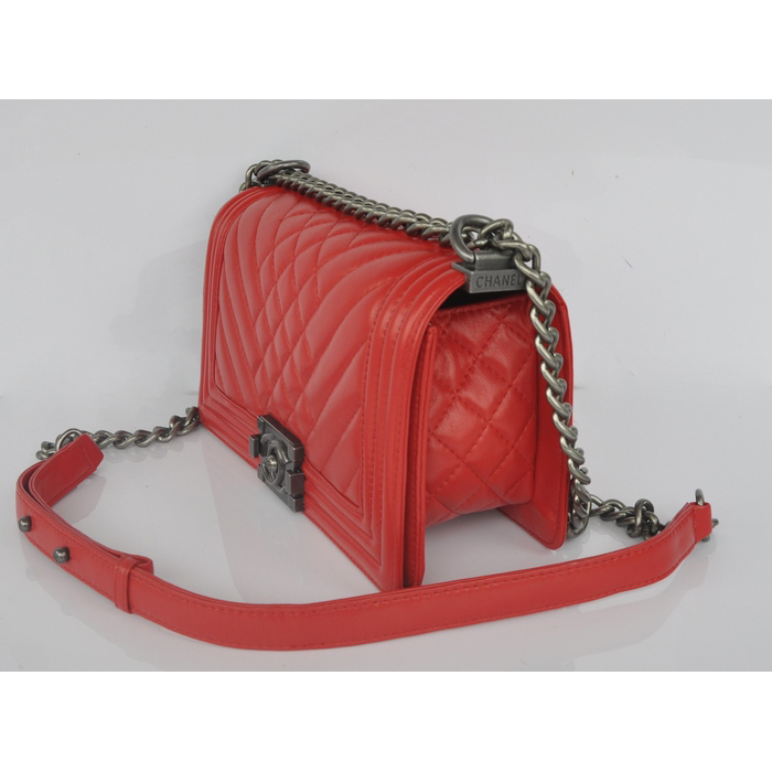 2014 Boy Chanel Flap Shoulder Bag in Sheepskin Leather A90191 Red