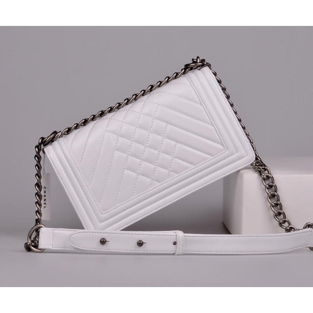 2014 Boy Chanel Flap Shoulder Bag in Sheepskin Leather A90191 White