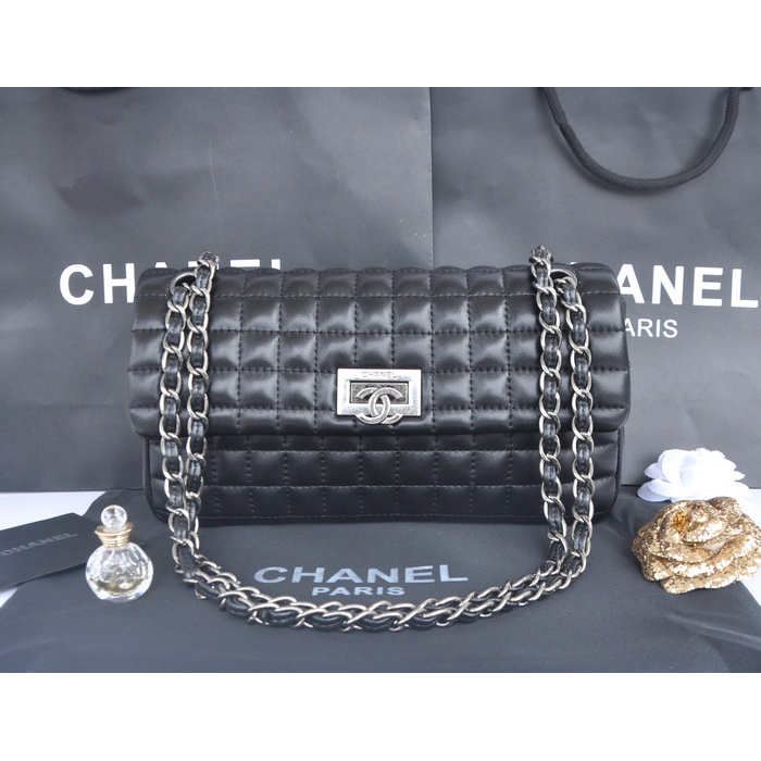 2014 Chanel A90660 Gold flap Bag Sheepskin Leather in Black