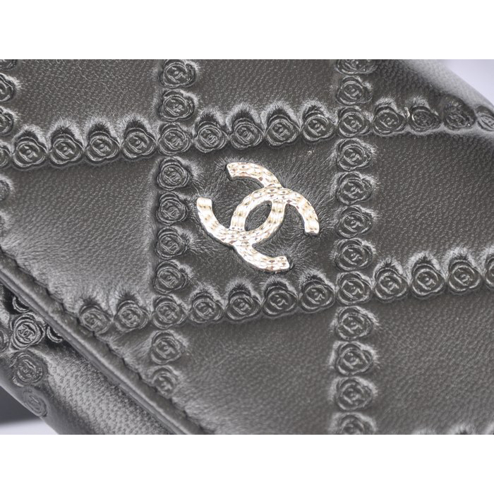 2014 Chanel Bi-Fold Wallet Embossed Leather A50098 Black