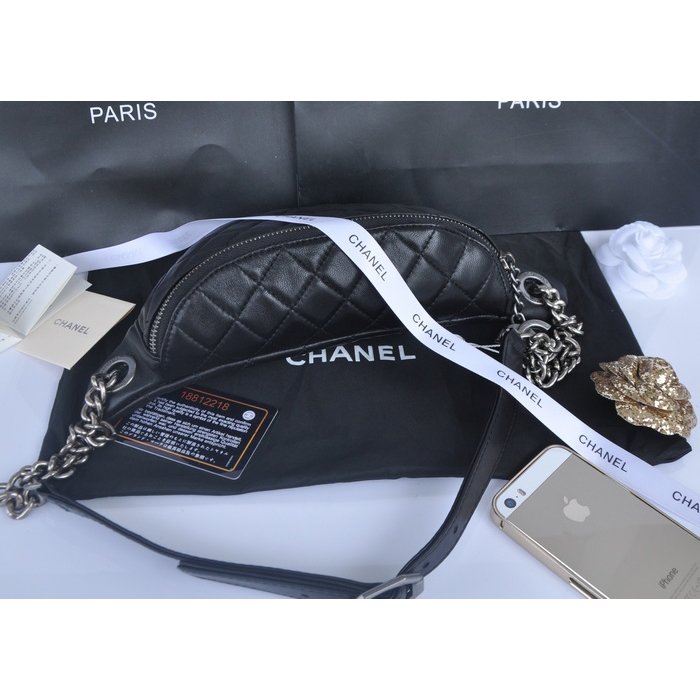 2014 Chanel Boy Flap Shoulder Bag in Black Sheepskin Leather A92492 Silver