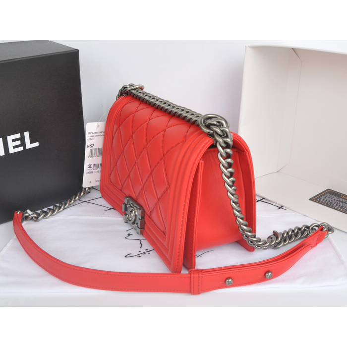 2014 Chanel Boy Flap Shoulder Bag in Original Leather A91205 Red