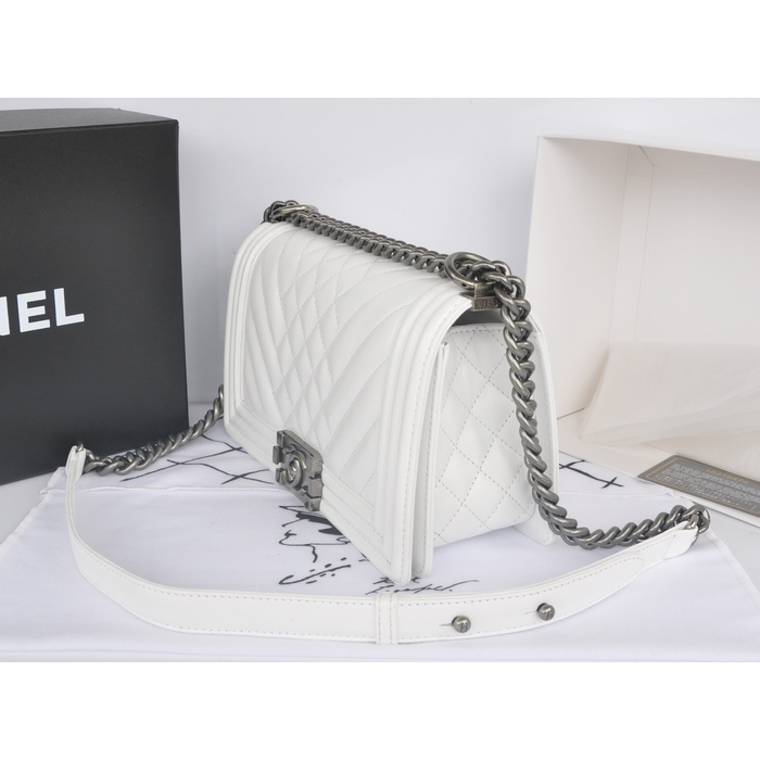 2014 Chanel Boy Flap Shoulder Bag in Original Sheepskin Leather A90191 White