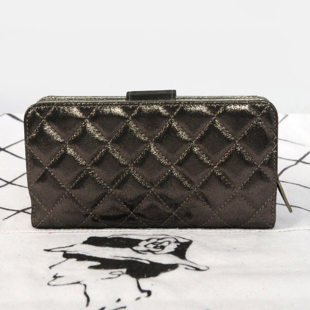 2014 Chanel C013 Matelasse Bi-Fold Wallet in Original Leather Gray