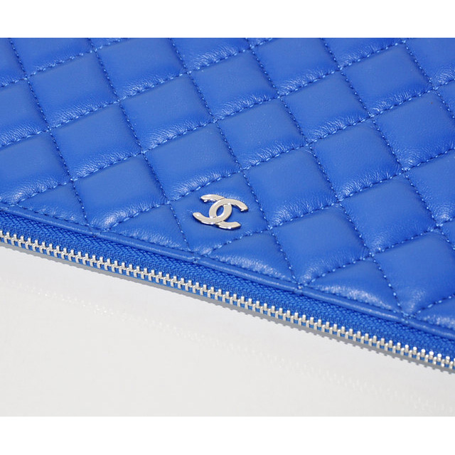 2014 Chanel Clutch Bag Blue Sheepskin Leather A67781 Silver