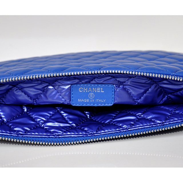 2014 Chanel Clutch Bag Blue Sheepskin Leather A67781 Silver