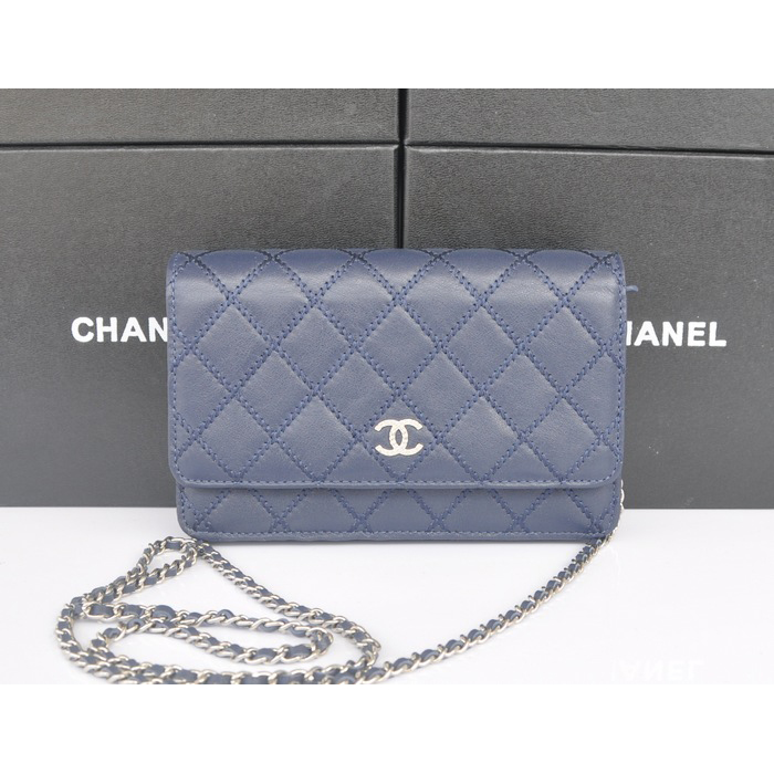 2014 Chanel Clutch MINI bag Original Leather A35001 Royal