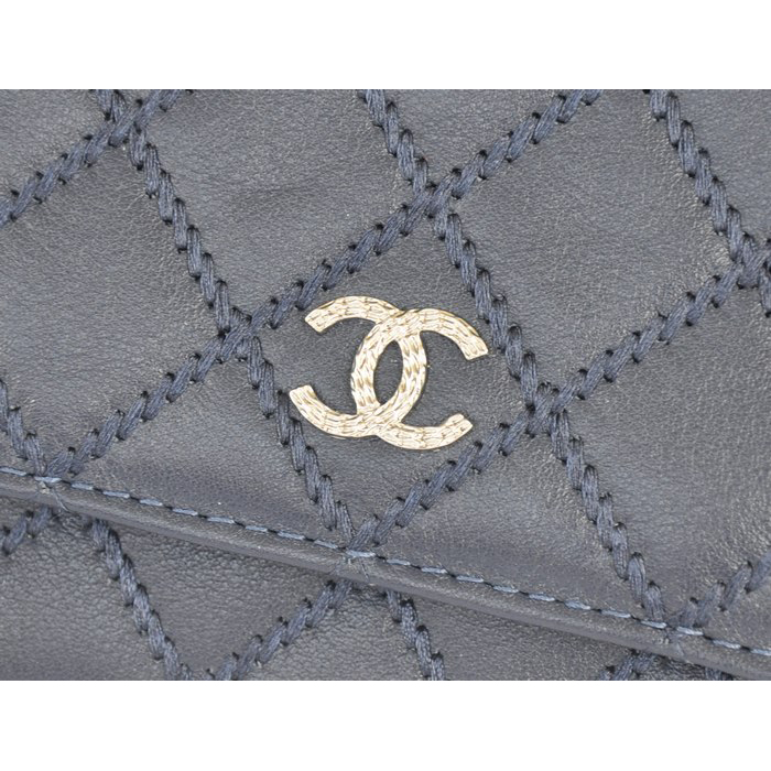 2014 Chanel Clutch MINI bag Original Leather A35001 Royal