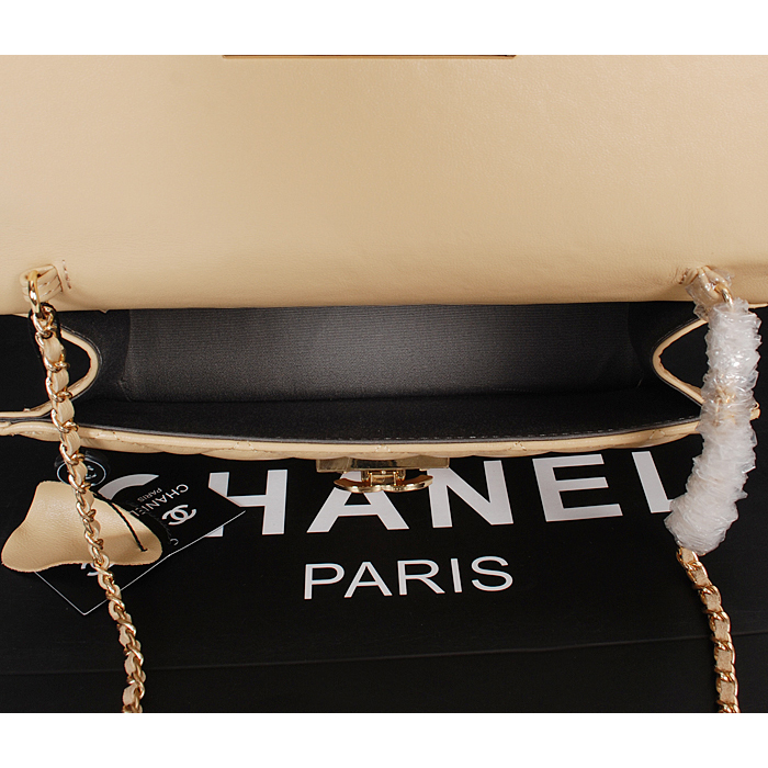 2014 Chanel Flap Shoulder Bag A2020 in Original Sheepskin Leather Apricot