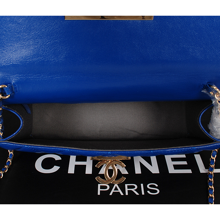 2014 Chanel Flap Shoulder Bag A2020 in Original Sheepskin Leather Royalblue