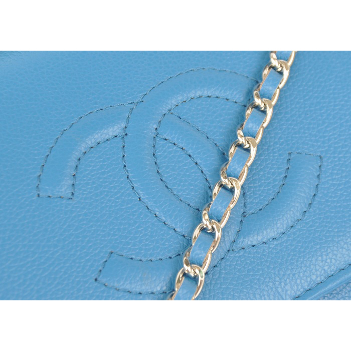 2014 Chanel Flap Shoulder Bag Blue Calfskin Leather A33817 Silver