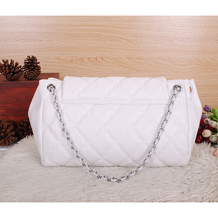 2014 Chanel Flap Shoulder Bag Calfskin Leather A92248 in White