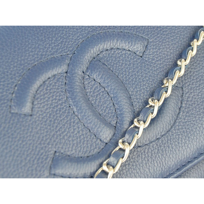 2014 Chanel Flap Shoulder Bag Royal Calfskin Leather A33817 Silver