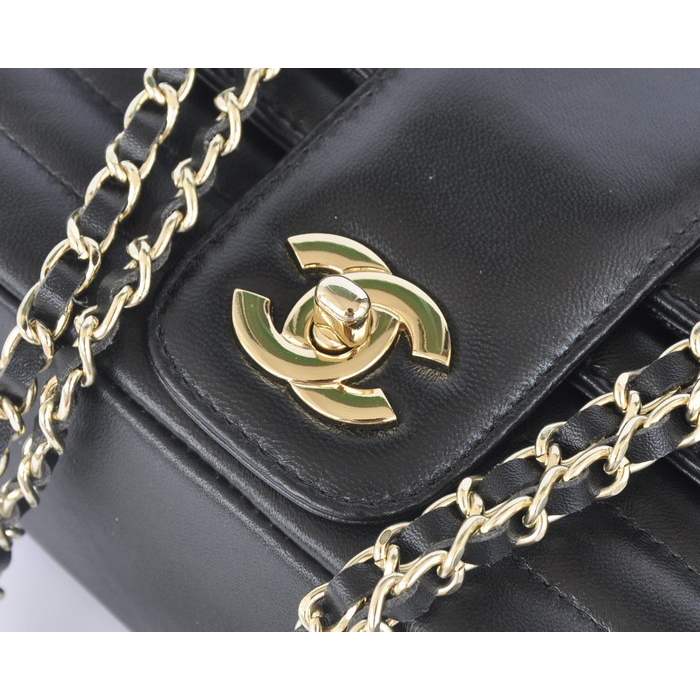 2014 Chanel Flap Shoulder Bag Sheepskin Leather A4026 Black