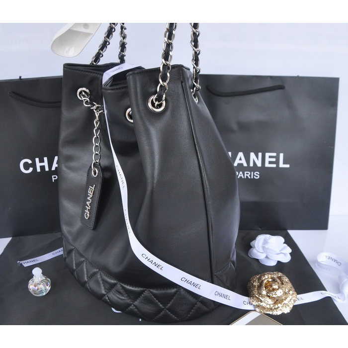 2014 Chanel Hobo Shoulder Bag in Sheepskin Leather A58016 Black