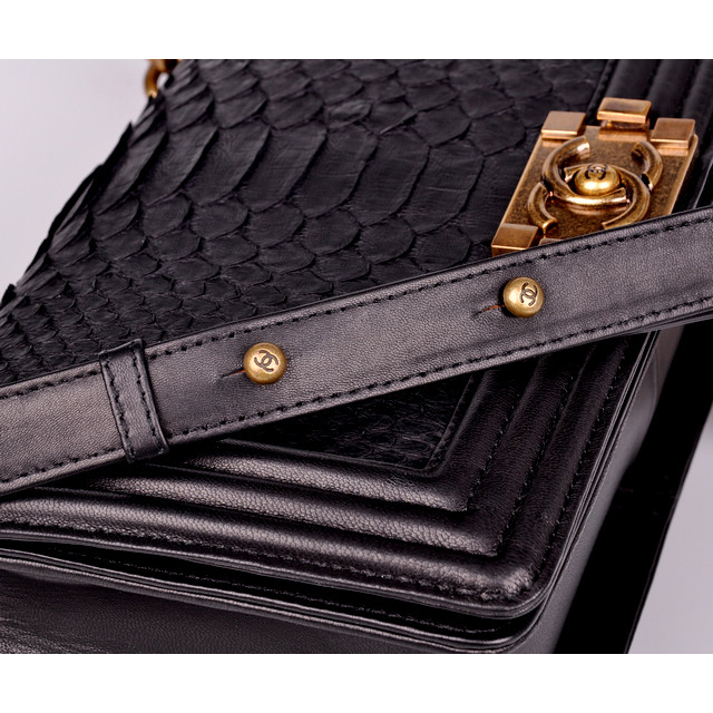 2014 Chanel LE boy Flap Shoulder Bag Real Python Leather A67086 Black