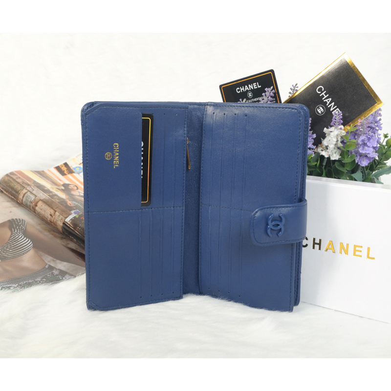 2014 Chanel Matelasse Bi-Fold Wallet Sheepskin Leather C0016 in Blue