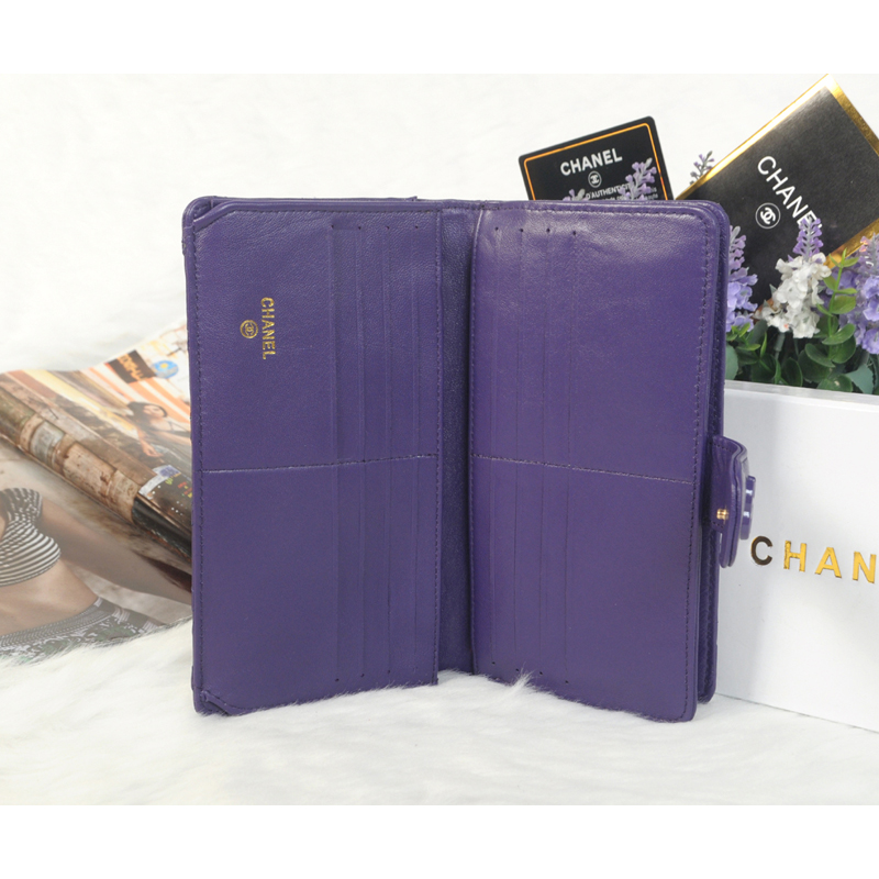 2014 Chanel Matelasse Bi-Fold Wallet Sheepskin Leather C0016 in Purple