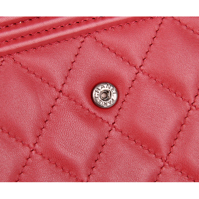 2014 Chanel Matelasse Bi-Fold Wallet in Original Sheepskin Leather A68739 Claret