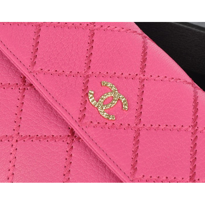 2014 Chanel Matelasse Bi-Fold wallets Original Elephant pattern Leather C9556 Rose