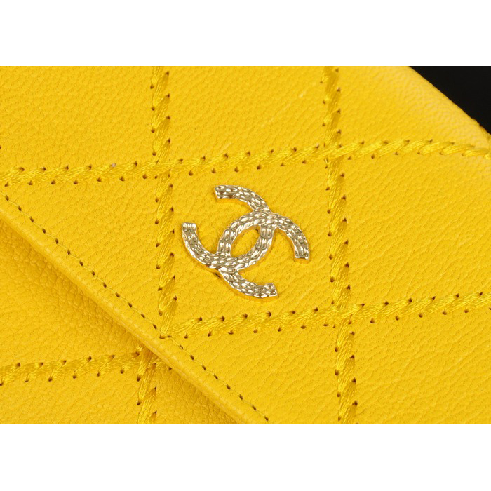 2014 Chanel Matelasse Bi-Fold wallets Original Elephant pattern Leather C9556 Yellow